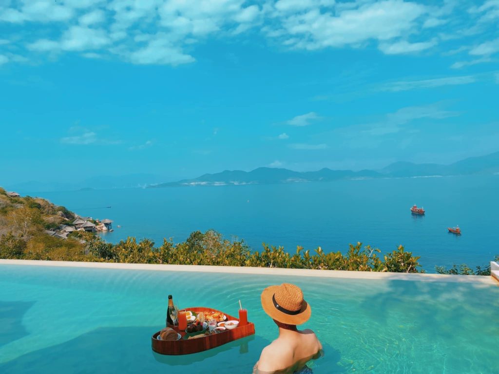 Voucher 3N2Đ Six Senses Ninh Van Bay + Vé máy bay khứ hồi