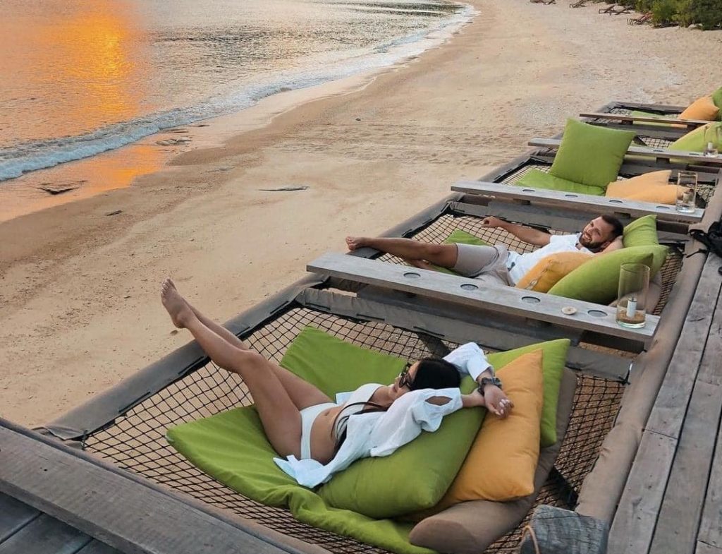 Voucher 3N2Đ Six Senses Ninh Van Bay + Vé máy bay khứ hồi