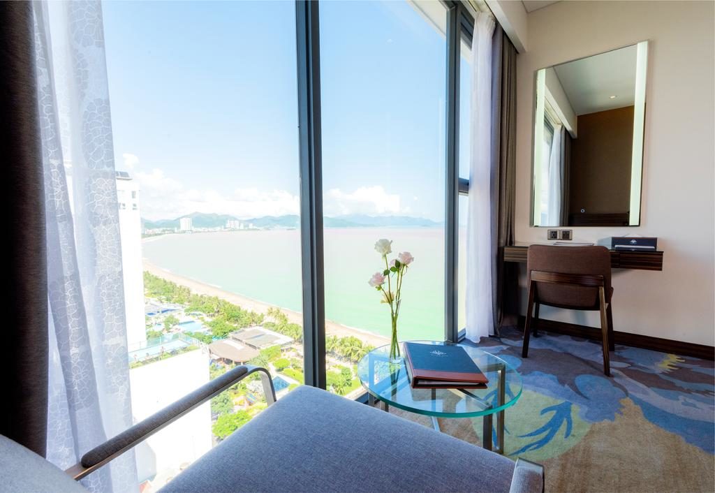 Combo 3N2Đ Queen Ann Nha Trang Hotel 5* + Vé máy bay khứ hồi