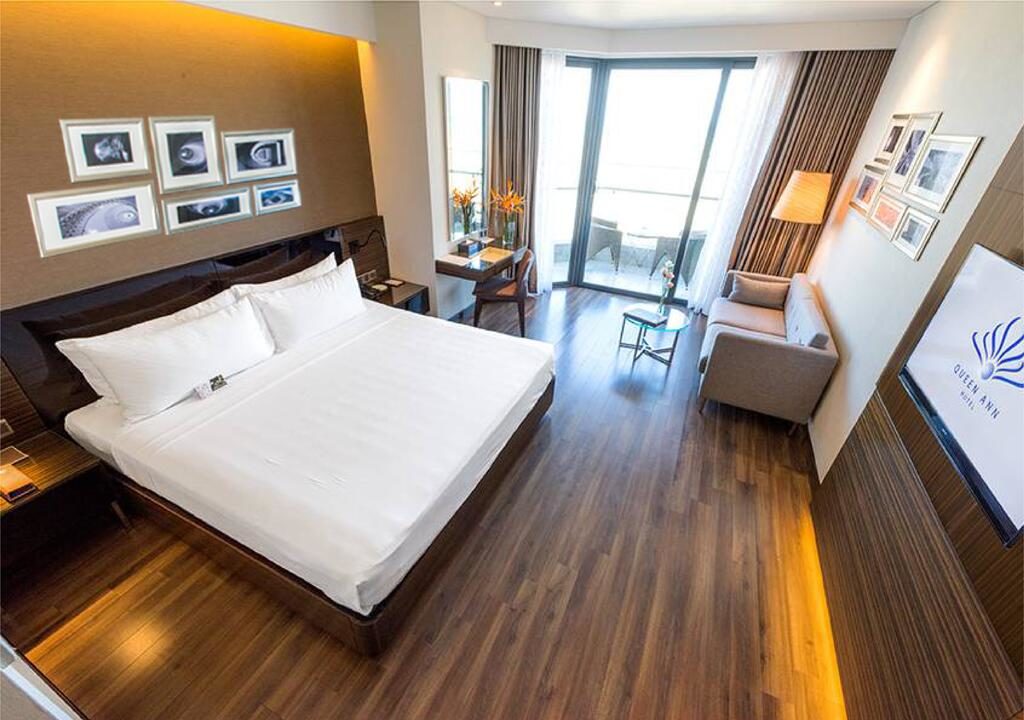 Combo 3N2Đ Queen Ann Nha Trang Hotel 5* + Vé máy bay khứ hồi