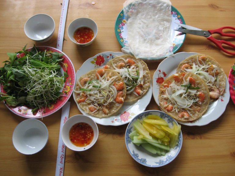 banh-xeo-tom-nhay-1-768x576