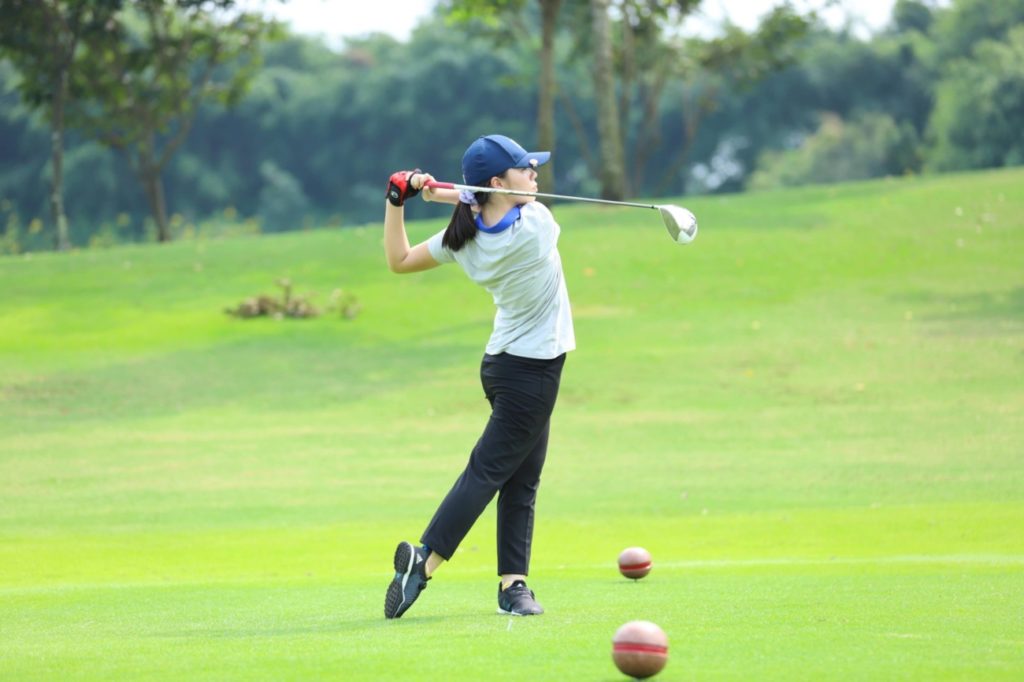 Chơi golf Phú Quốc _ voucher hè 2022