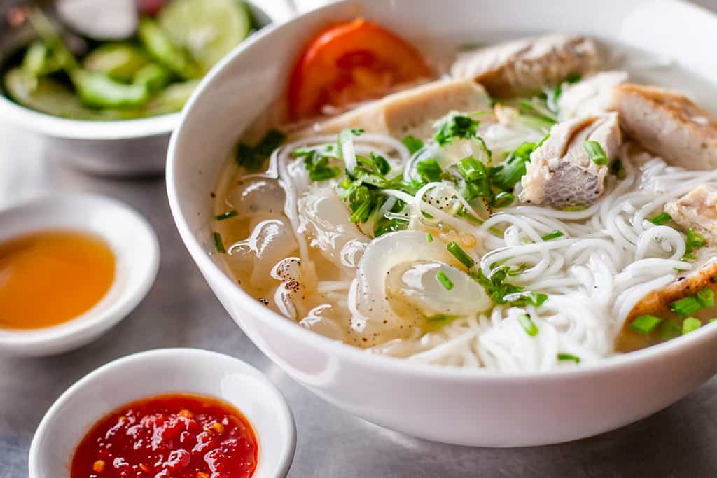 Địa điểm ăn bún cá ngon rẻ tại Nha Trang